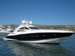 NY yacht 55 starboard bow